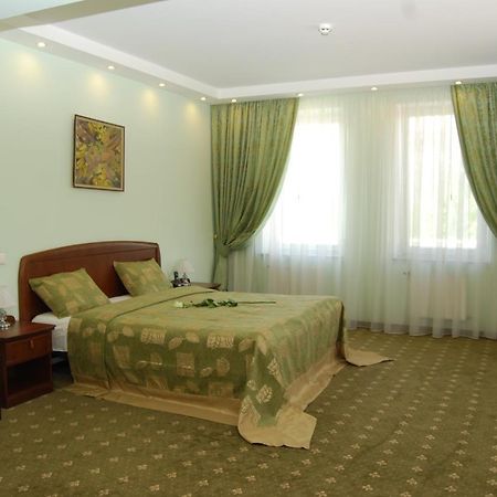 Platinum Hotel Кишинёв Экстерьер фото