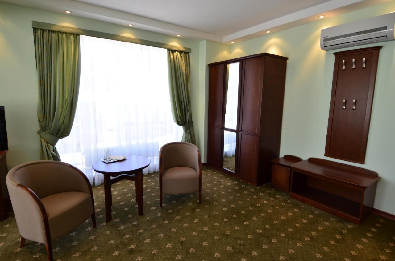 Platinum Hotel Кишинёв Экстерьер фото