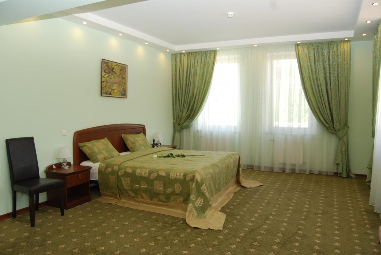 Platinum Hotel Кишинёв Экстерьер фото