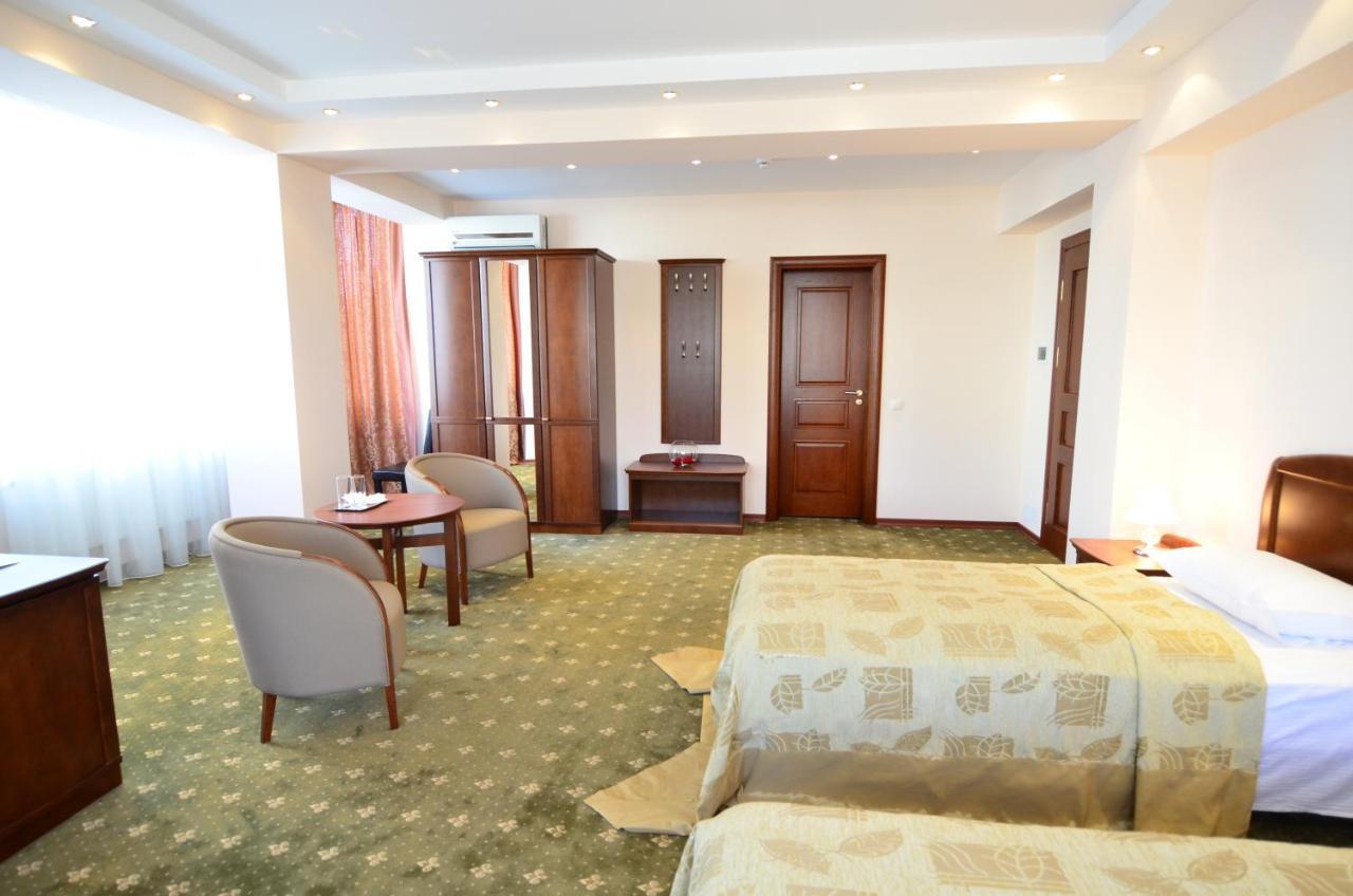 Platinum Hotel Кишинёв Экстерьер фото