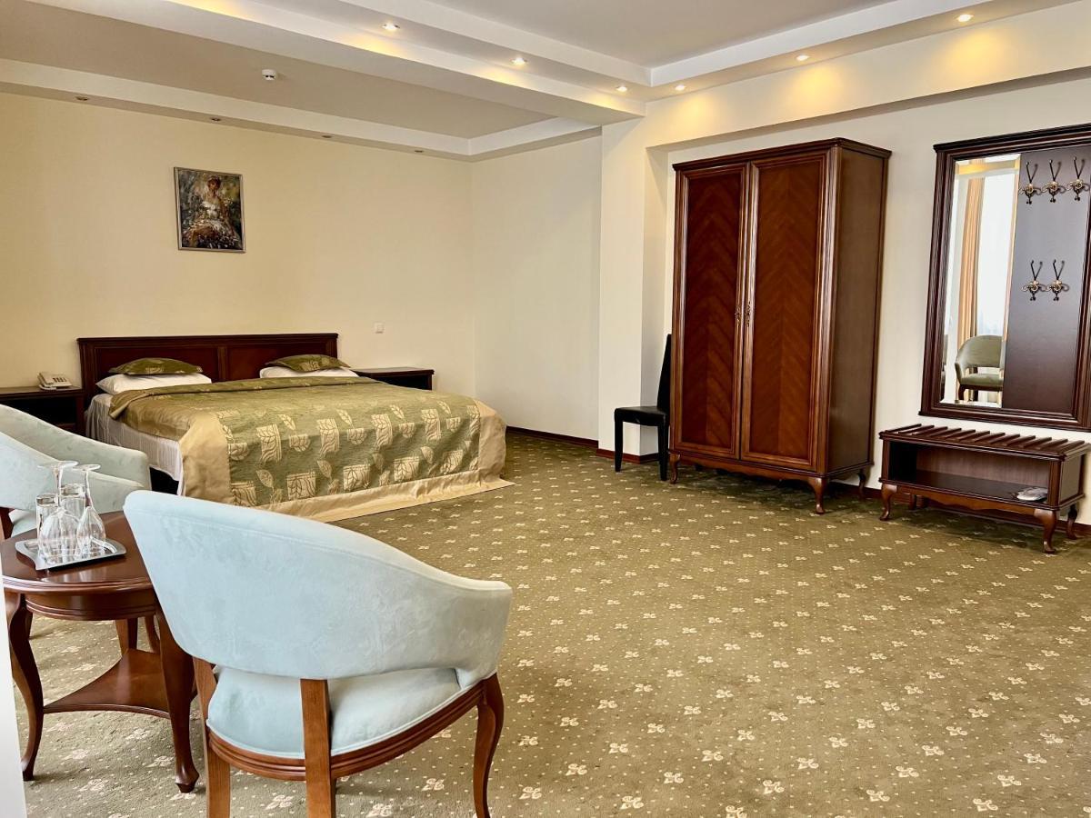 Platinum Hotel Кишинёв Экстерьер фото